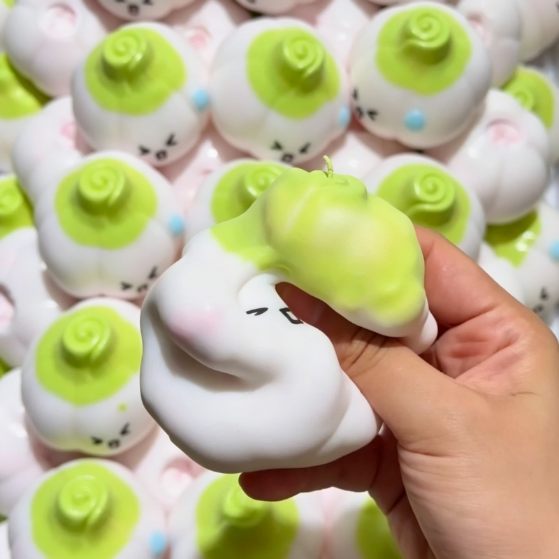 Милый эмодзи в виде чеснока ﻿  – обзор и цена Novelty Gifts